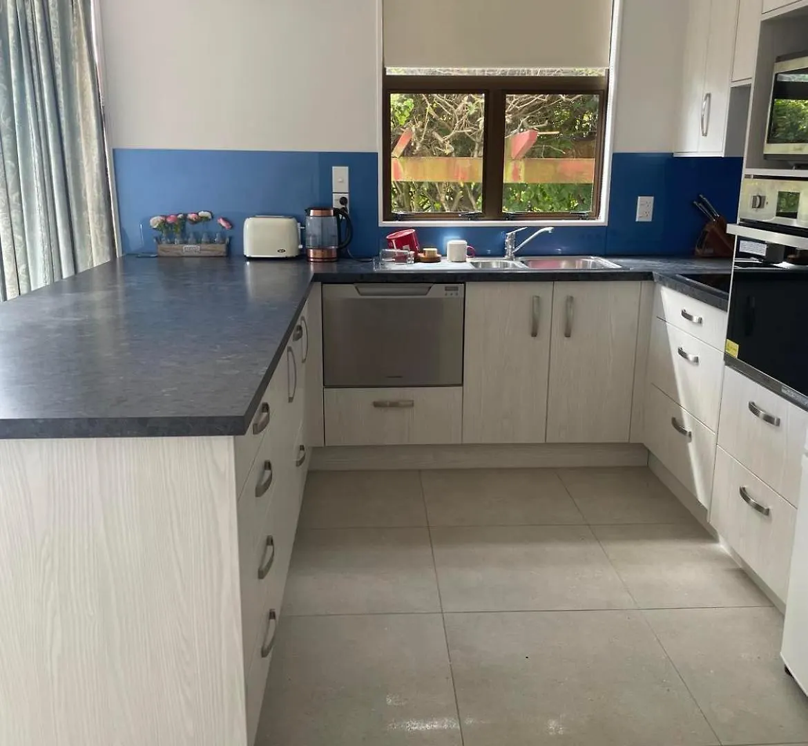 Beach House With An Oceanview! Paraparaumu Casa vacanze